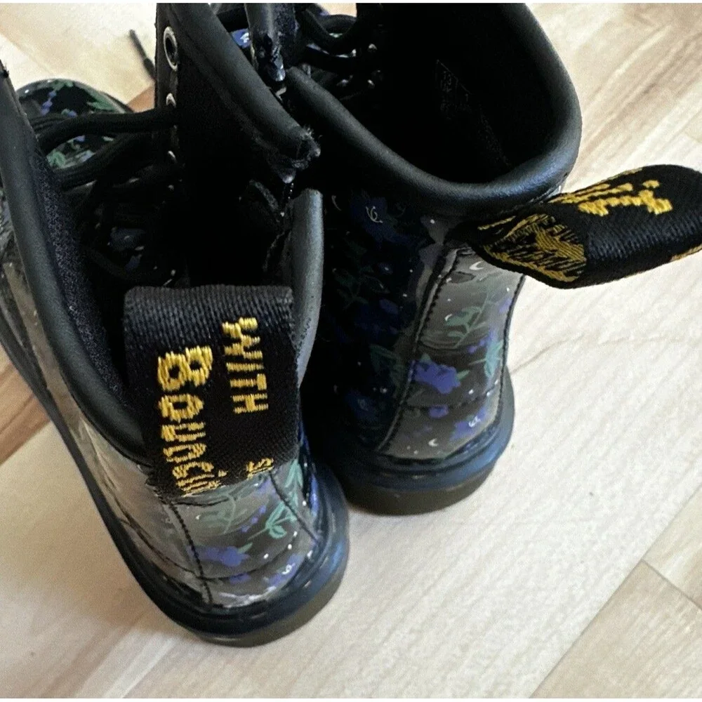 Dr. Martens 1460J Mystic Garden Floral boots girls junior kids shoe size 11